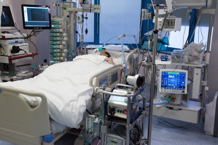 Trzecia fala koronawirusa w Polsce. Komentarz epidemiologa.