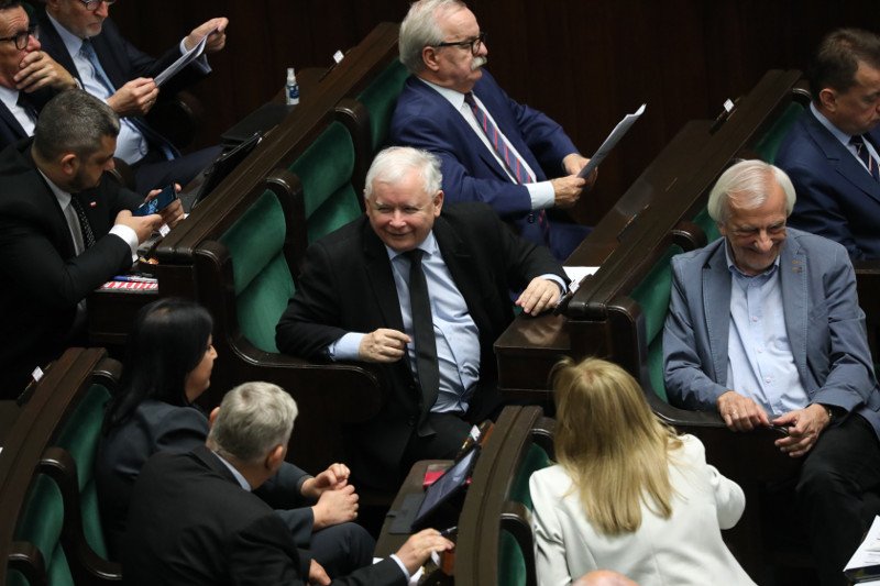 Plan PiS na najbliższe lata. "Rzeczpospolita": Wyciekły słowa Kaczyńskiego.