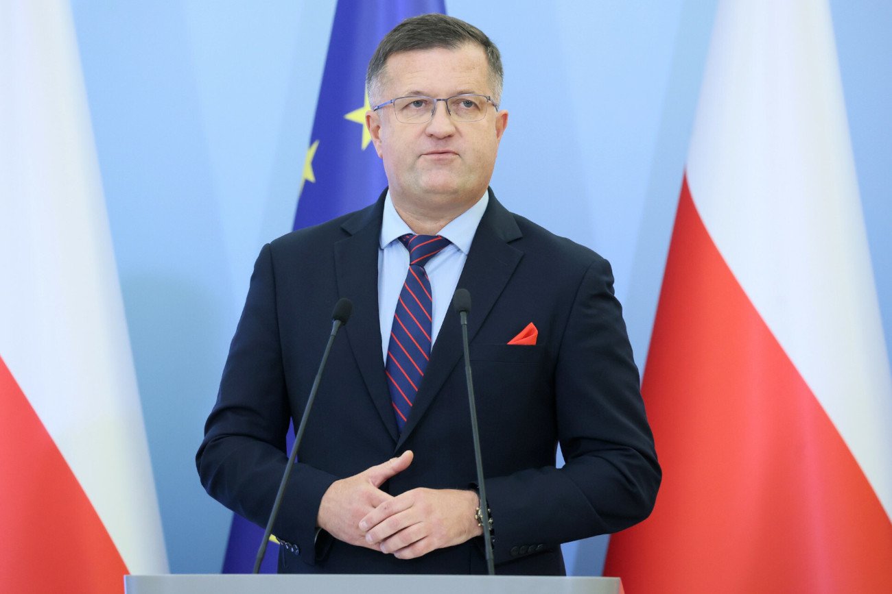 "Zdrada dyplomatyczna", "niszczenie potencjału służb". Jest raport ws. wpływów rosyjskich Gen. Jarosław Stróżyk