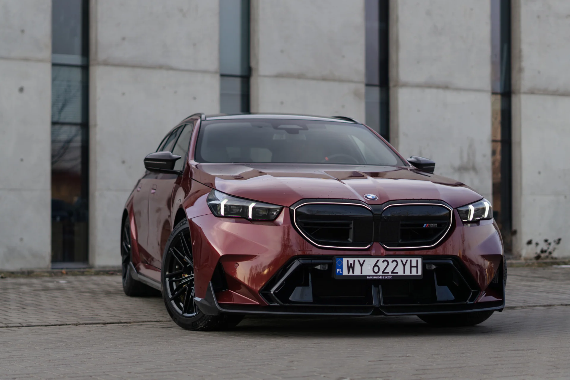 BMW M5 Touring – test. Tak jeździ hybryda plug-in o mocy 727 KM