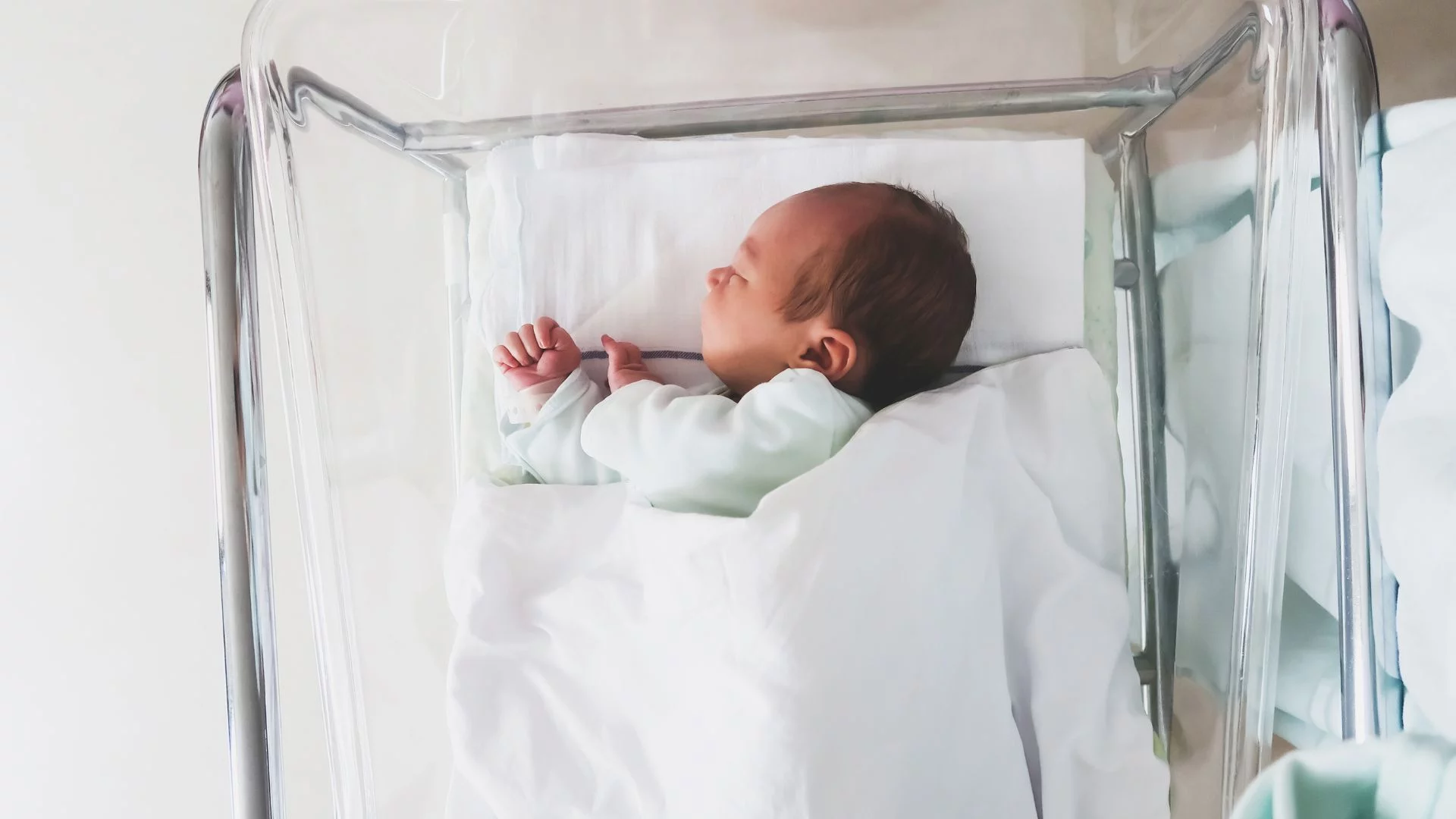 Najdziwniejsze imiona dzieci w Polsce. Mamy listę, przy której szczęka opada