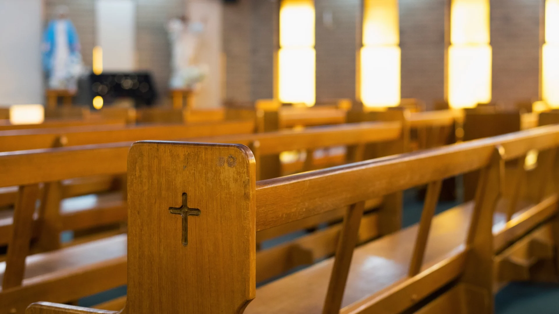 Czy 11 listopada katolicy muszą iść na mszę św.? Odpowiedź jest jasna