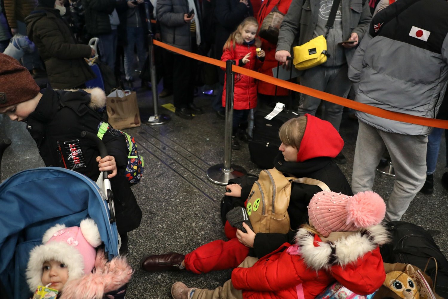 Sytuacja w Warszawie z uchodźcami jest coraz trudniejsza. Miasto apeluje o rozwiązania systemowe.