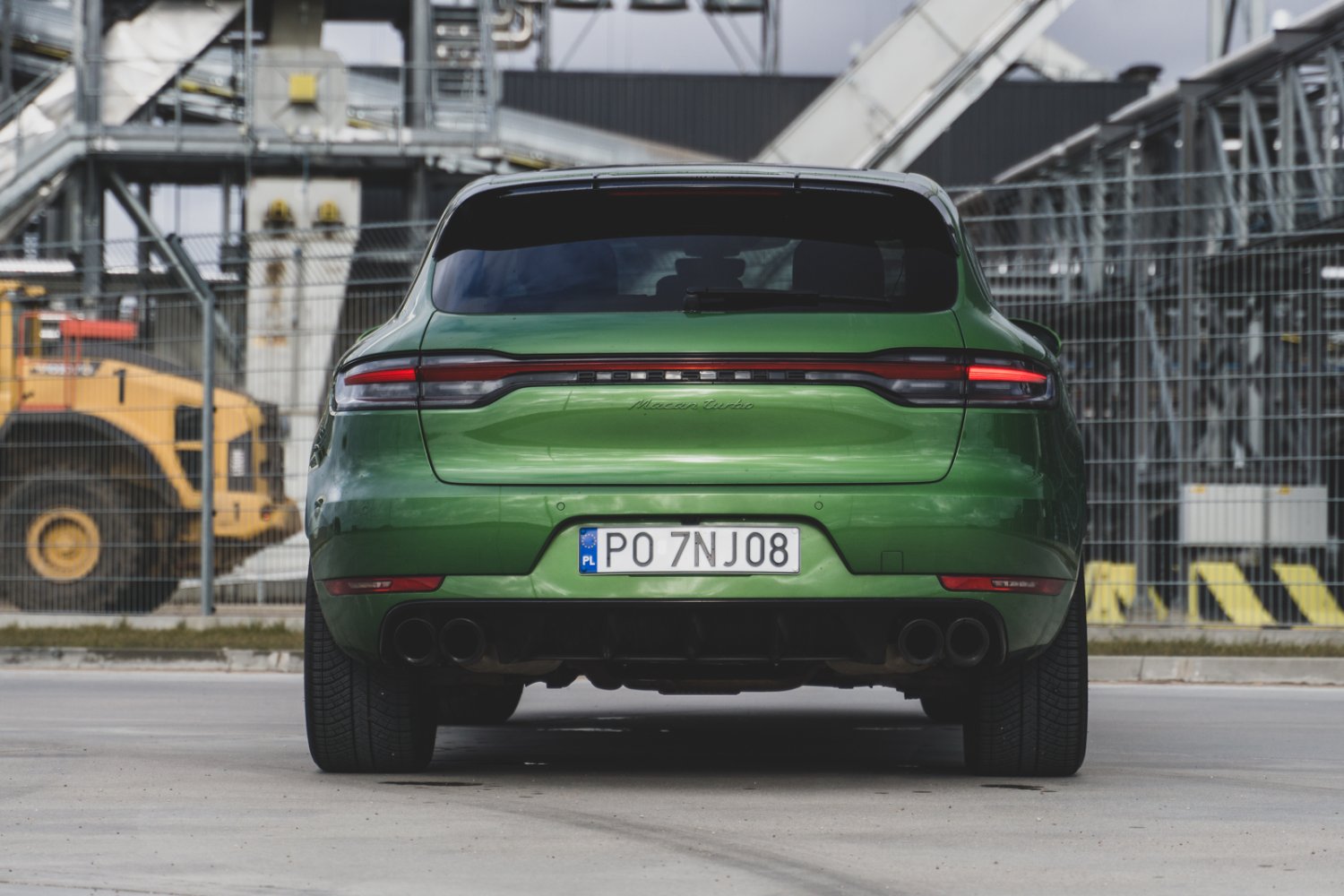Porsche Macan po liftingu z tyłu wygląda genialnie.