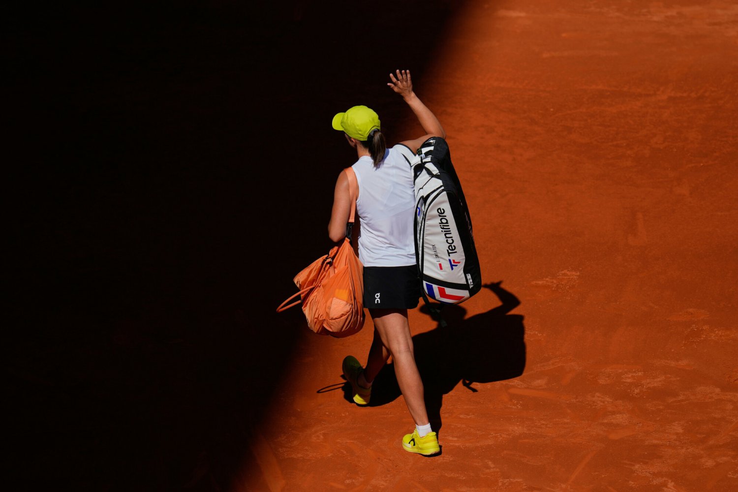 Iga Świątek poza podium rankingu WTA. Polka znów wygrywa, ale punktów straciła sporo