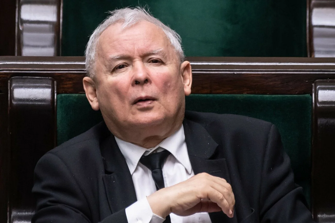 Wadim Tyszkiewicz: Kłamcy, oszuści i złodzieje nie przeszkadzają Kaczyńskiemu w marszu po władzę.