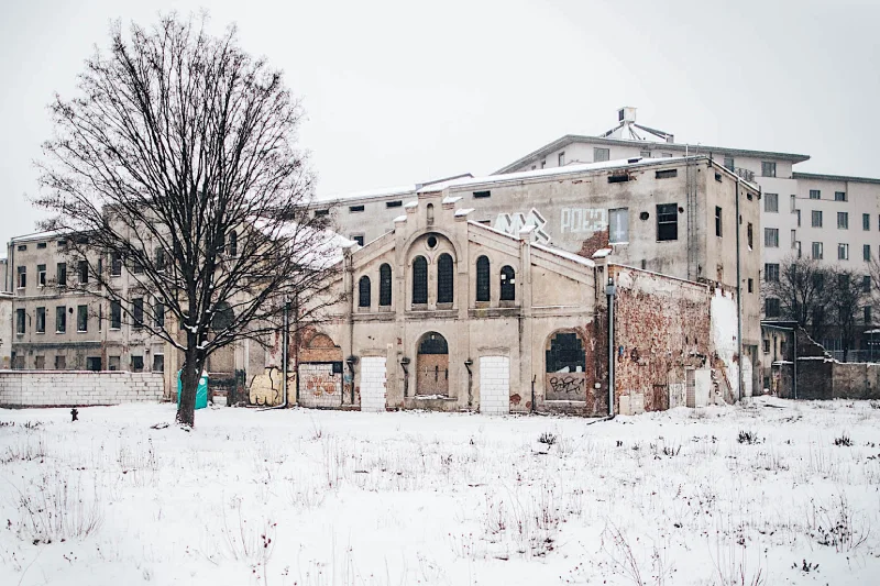 Urbex w Warszawie. Fabryka Garbarska Temler i Szwede