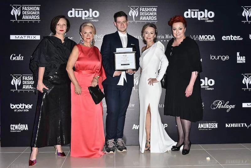 Od lewej: Agnieszka Ścibior, Dorota Soszyńska, Adrian Krupa, Joanna Sokołowska-Pronobis i Magda Burgiel