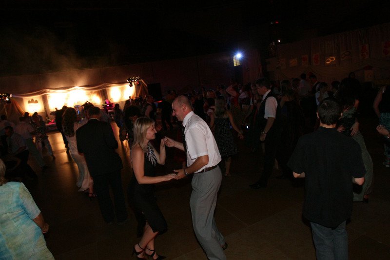 Problem związany z alkoholem na wesele warto rozwiązać na kilka miesięcy przed samym ślubem.