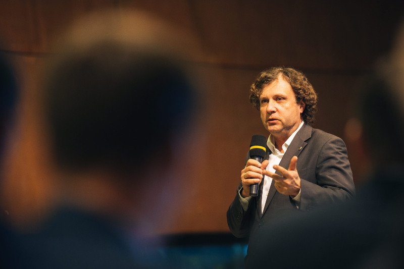 Prezydent Sopotu Jacek Karnowski wywołał burzę polityczną sierotami z Aleppo.