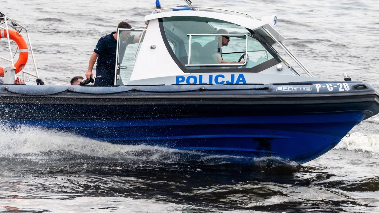 Tragiczny wypadek na Mazurach. Nie żyje mężczyzna. Tragiczny wypadek na Mazurach. Nie żyje mężczyzna.