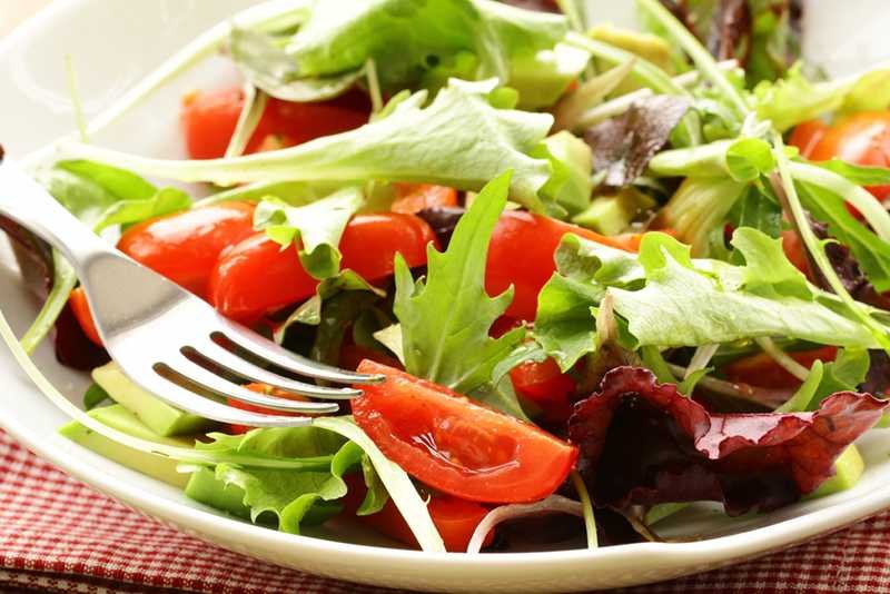 Oliwy z wytłoczyn z oliwek nie powinno używać się do sałatek