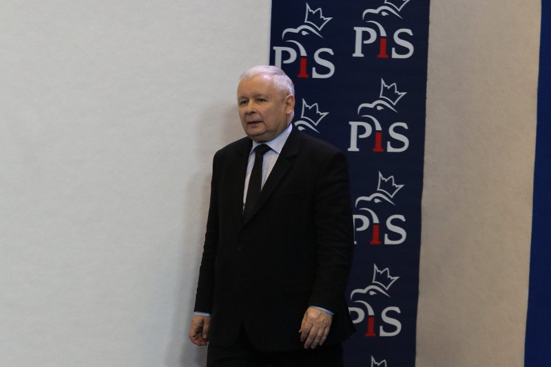 Przewodniczący Kaczyński ogłosił odejście partii od koncepcji dwukadencyjności wstecznej.