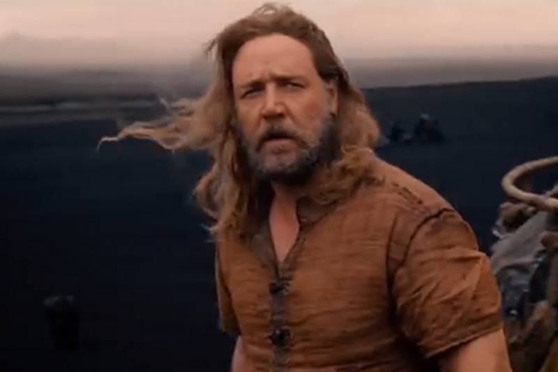 Kadr z filmu "Noe: Wybrany przez Boga" W tytułowej roli Russel Crowe.