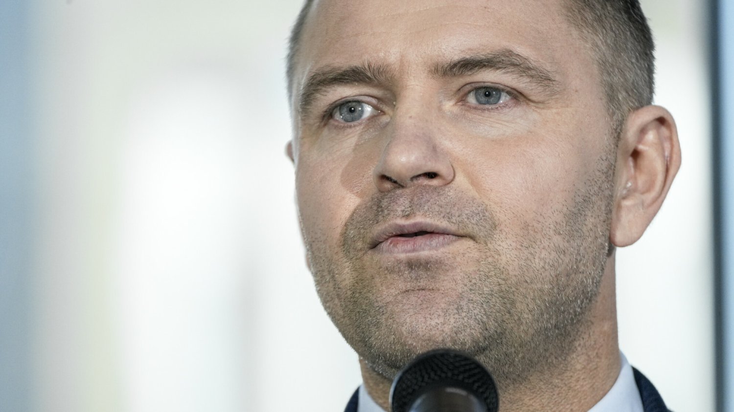Niemieckie media zauważają, że kampania Karola Nawrockiego idzie kiepsko.
