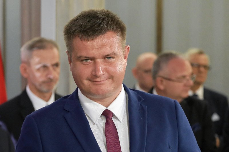 Marcin Porzucek z PiS pracuje na oddziale z covid-19.