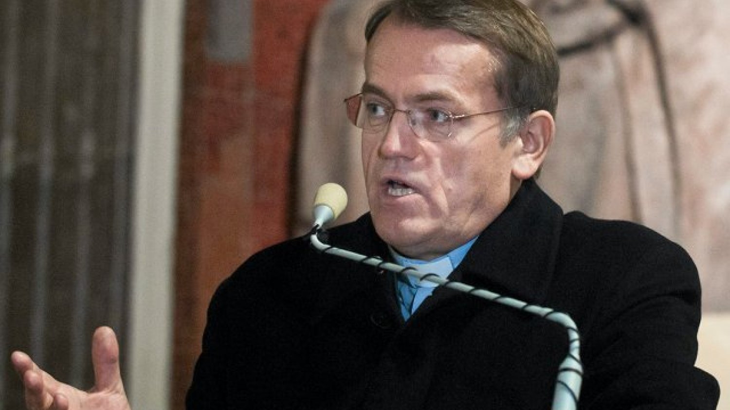 Ksiądz Dariusz Oko wygłosił w Sejmie wykład dotyczący ideologii gender i rewolucji seksualnej