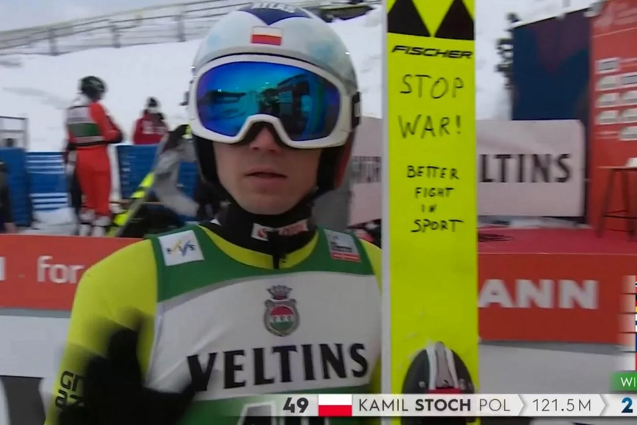 Kamil Stoch na swoich nartach umieścił jasny przekaz: "Zatrzymać wojnę!"