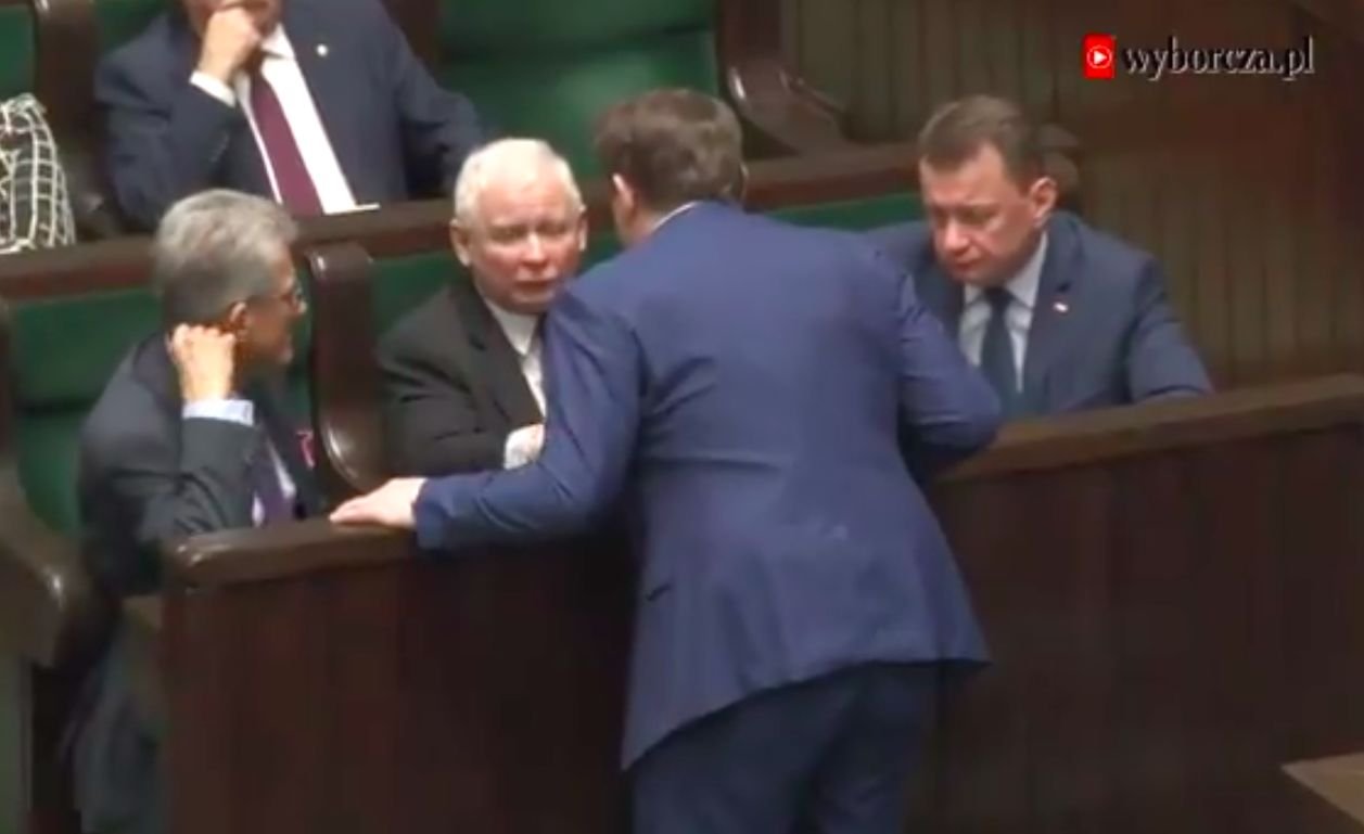 Jarosław Kaczyński ruga Dominika Tarczyńskiego
