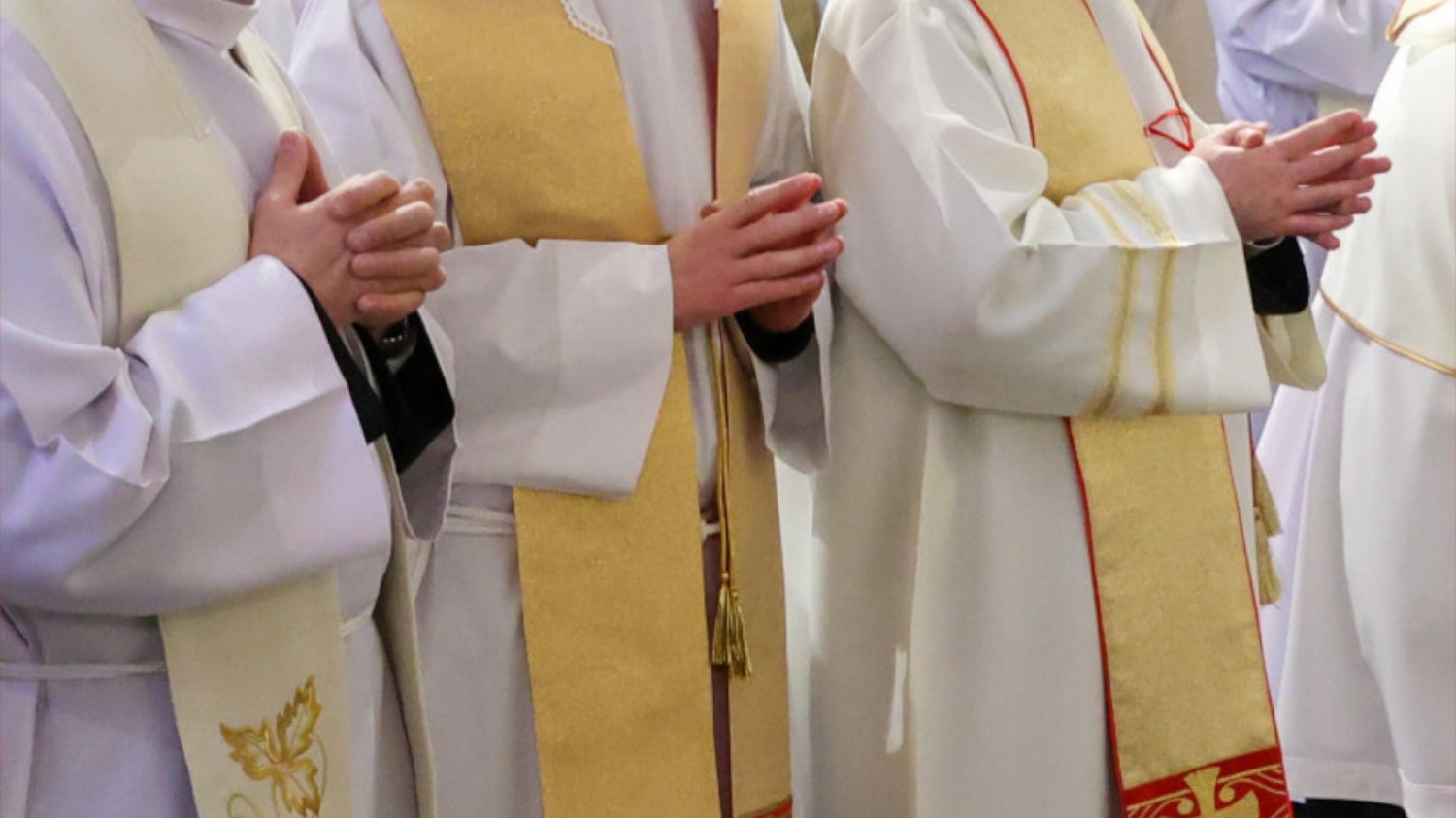 Męska orgia na plebanii. Jeden z księży ma być redaktorem katolickiej gazety