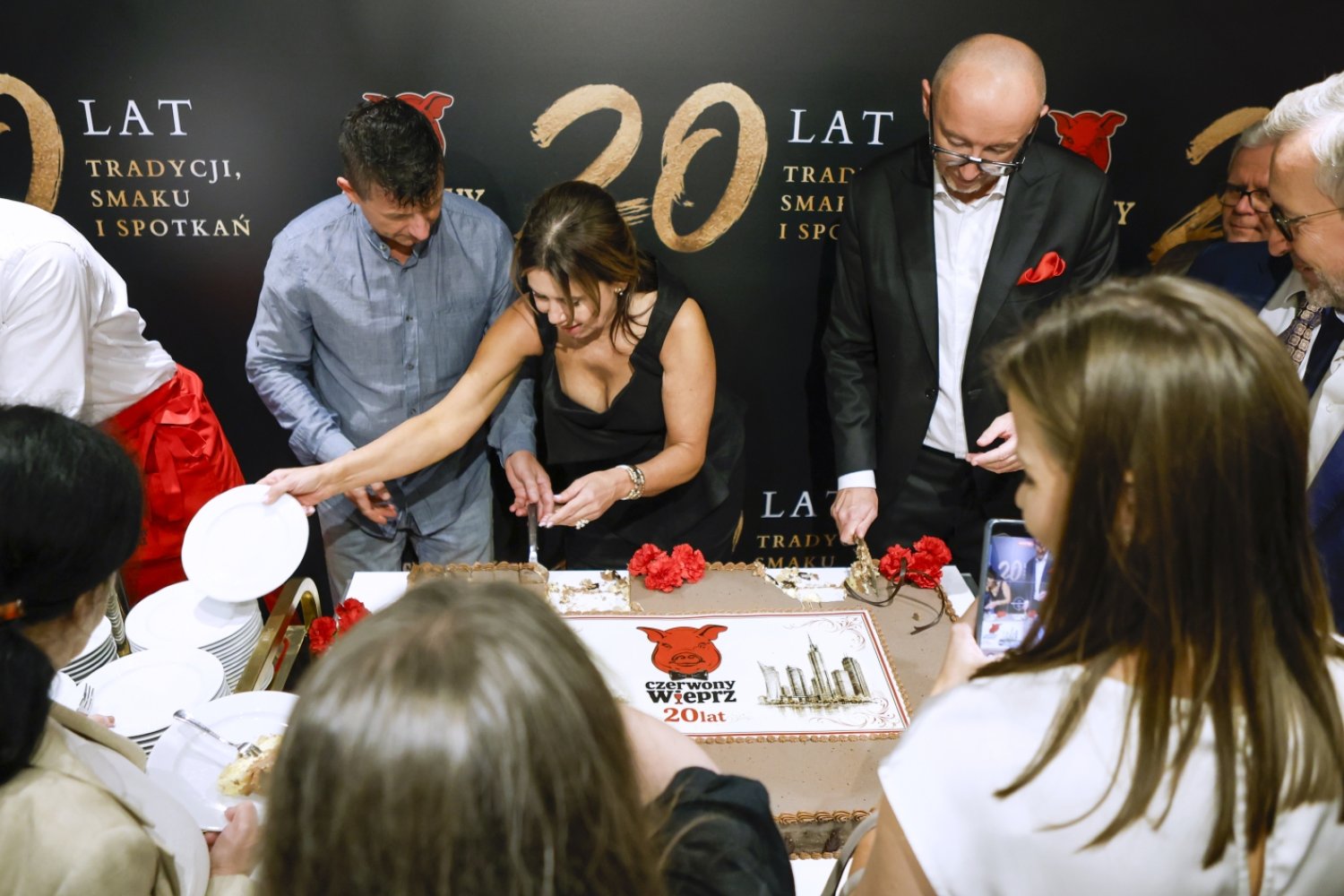 10 września 2026 roku restauracja Czerwony Wieprz świętowała jubileusz 20-lecia.