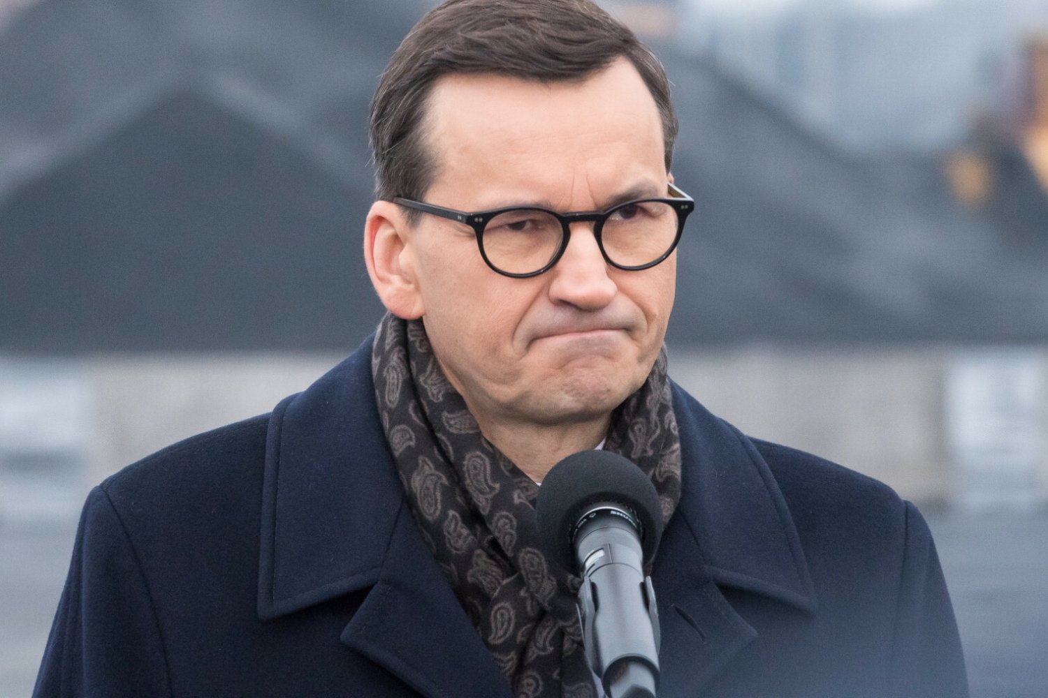 Morawiecki zabrał głos w sprawie nagrody dla polskich piłkarzy. "Jakaś premia im się należy"