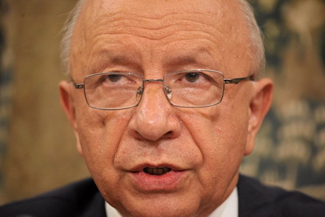 Prof. Chazan poprze w wyborach samorządowych Ruch Narodowy