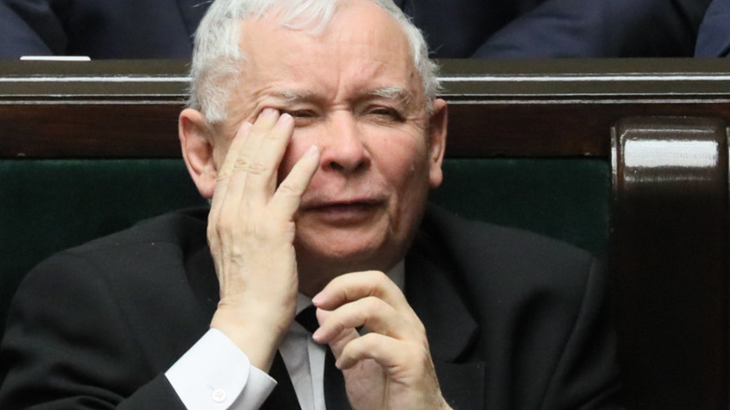 "Gazeta Wyborcza" pisze, że Jarosław Kaczyński był na granicy furii, gdy Andrzej Duda zażądał dymisji prezesa TVP.