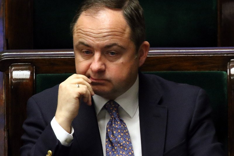 Konrad Szymański będzie miał dzisiaj w Luksemburgu twardy orzech do zgryzienia.