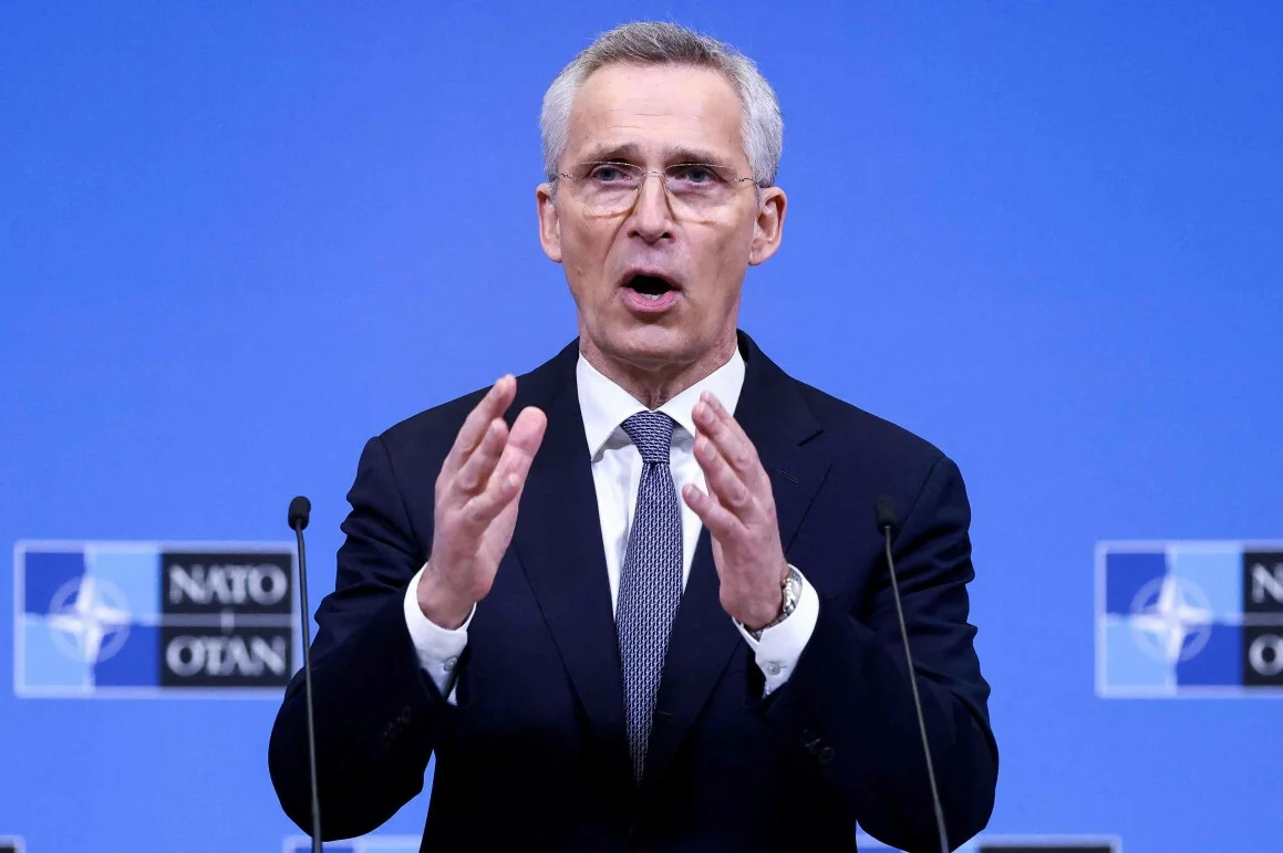 Szef NATO Jens Stoltenberg alarmuje ws. Rosji.
