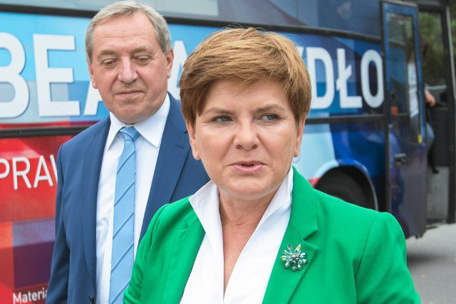 Beata Szydło chciałaby jak najszybciej rozpocząć procedowanie ustawy o pomocy państwa w wychowywaniu dzieci