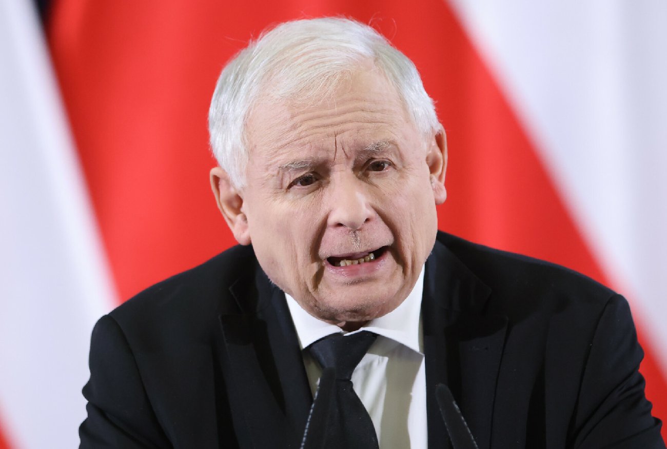 Tysiące złotych na koncie PiS. Oto, kto dotuje Jarosława Kaczyńskiego