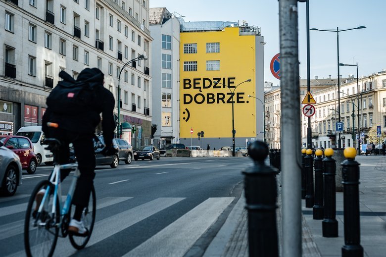 W trakcie epidemii zorganizowano mnóstwo akcji pomocowych i społecznych.