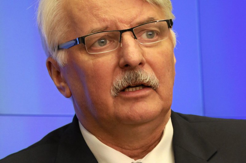 Według "Gazety Wyborczej", współpraca wiceministra MSZ Roberra Graya z amerykańskimi służbami to było dla Witolda Waszczykowskiego zaskoczenie.