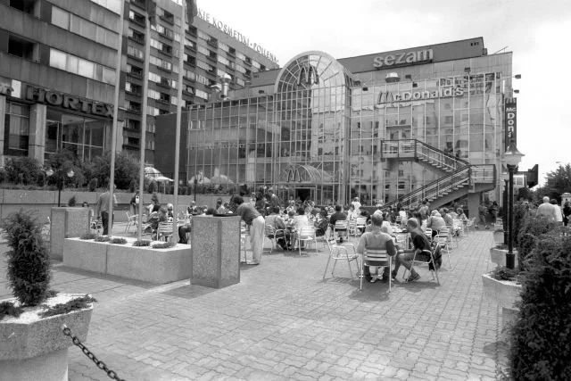 Sezam w 1992 roku, Warszawa