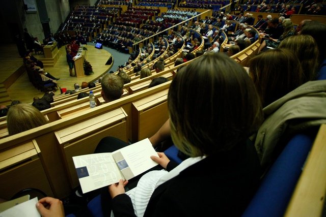 Studenci optymistycznie patrzą na swoje przyszłe zarobki.