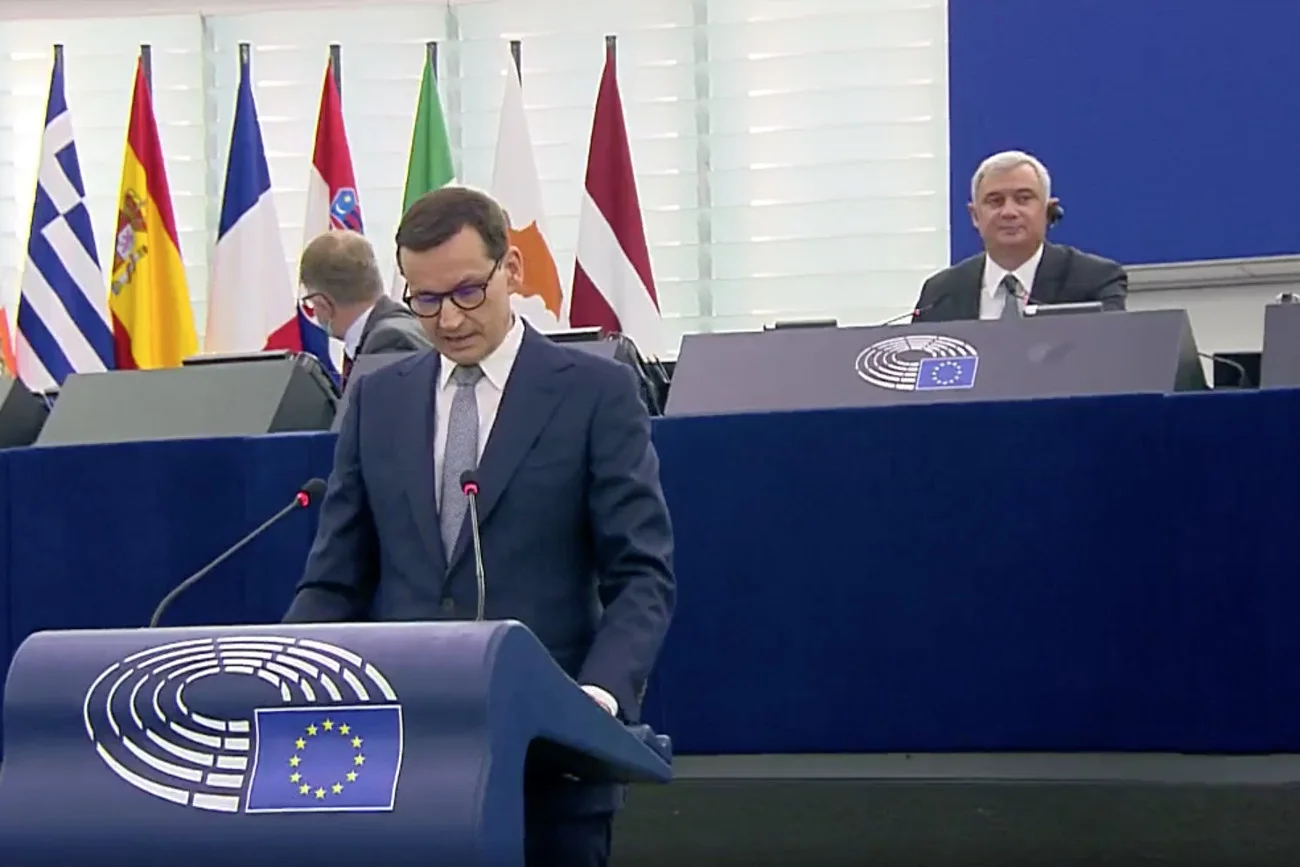 Wiceprzewodniczący PE Pedro Silva Pereira podczas wystąpienia Mateusza Morawieckiego.