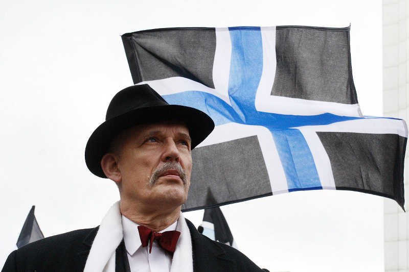 Partie Janusza Korwin-Mikkego nigdy nie były w stanie zgromadzić większych środków na działalność.