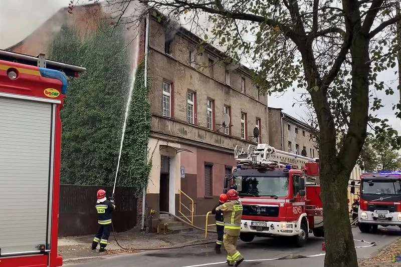 Policja zatrzymała 61-latka w związku z pożarem w Inowrocławiu.