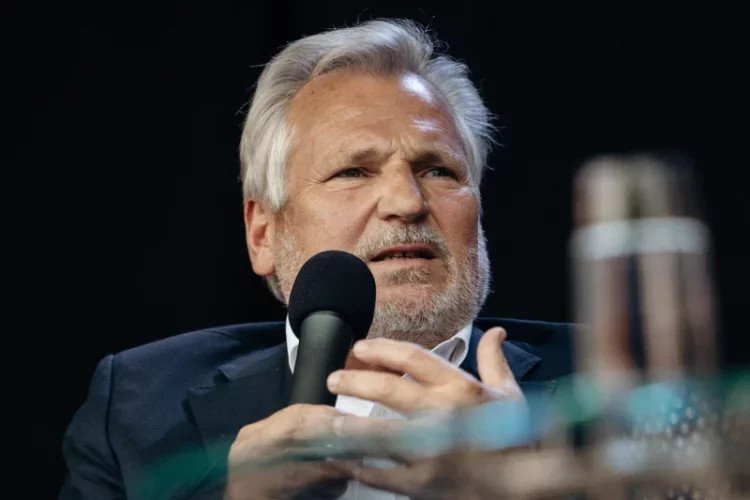 Aleksander Kwaśniewski.