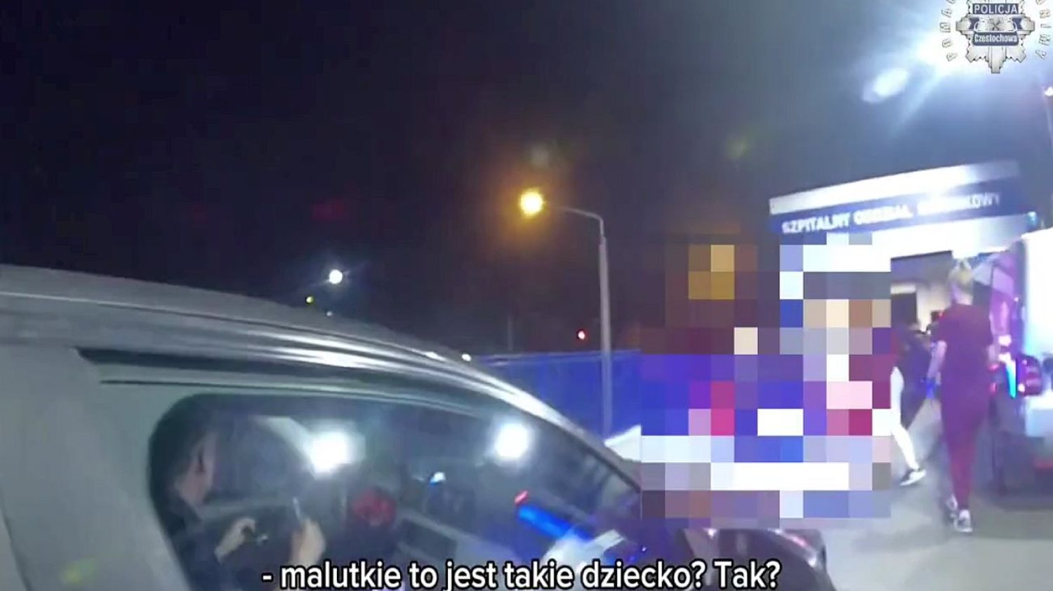 Częstochowscy policjanci eskortowali auto kierowcy wiozącego dziecko do szpitala.