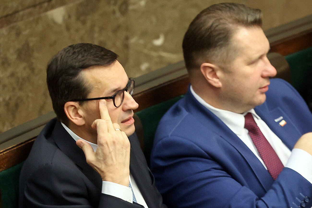 Mateusz Morawiecki i Przemysław Czarnek w Sejmie