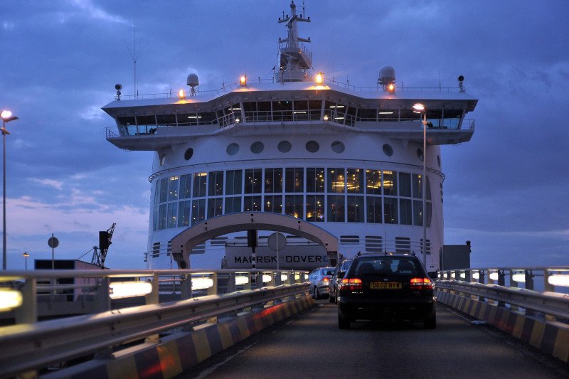 "Właśnie kupiłem bilet na prom" – ten wpis robi furorę w internecie.