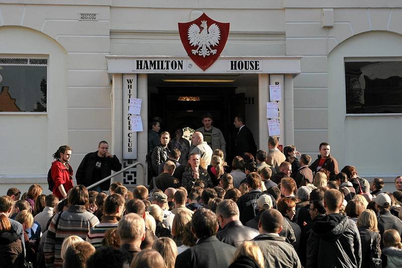 Lokal wyborczy w Londynie w dniu wyborów do Sejmu i Senatu RP