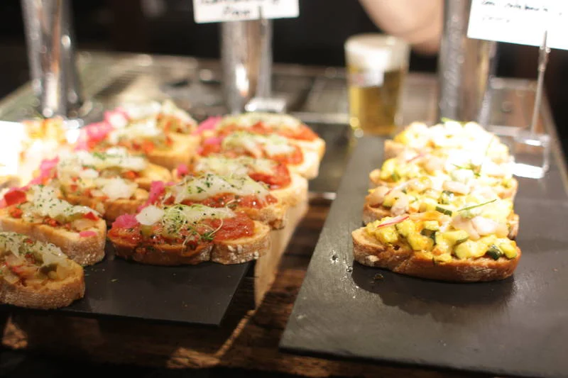 Pintxos bar na starym mieście w Bilbao