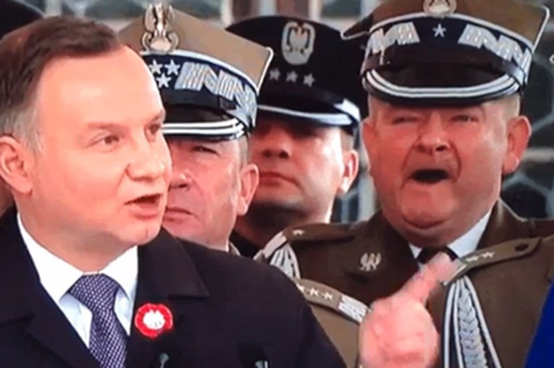 "To ziewanie przejdzie do historii polskiego internetu" – oceniają internauci.