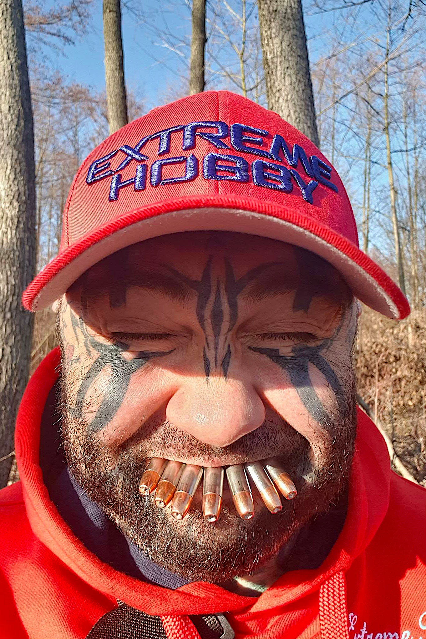 Mistrz sportów walki w drodze na przegląd dentystyczny