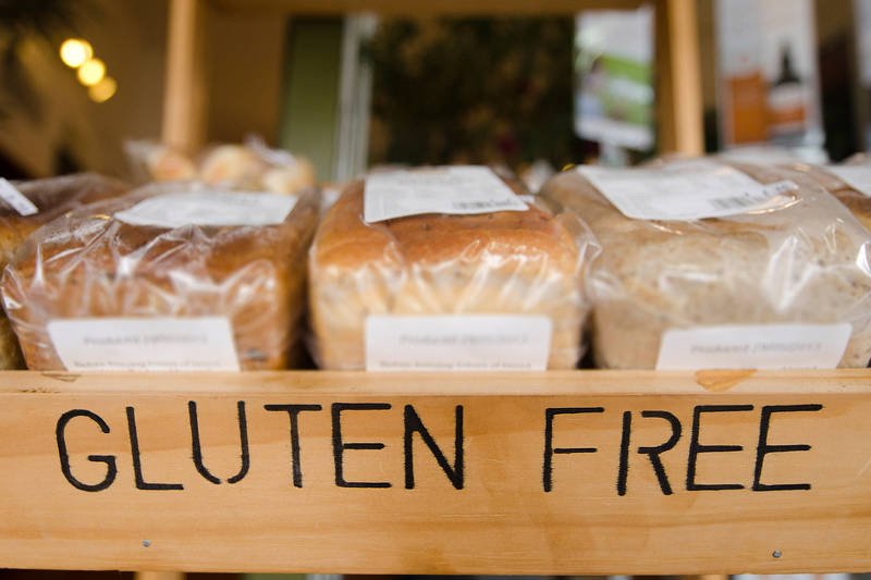 Osoby cierpiące na nietolerancję glutenu lub alergię wreszcie mają gdzie robić zakupy oraz jadać. Liczba lokali z bezglutenowym menu wciąż rośnie!