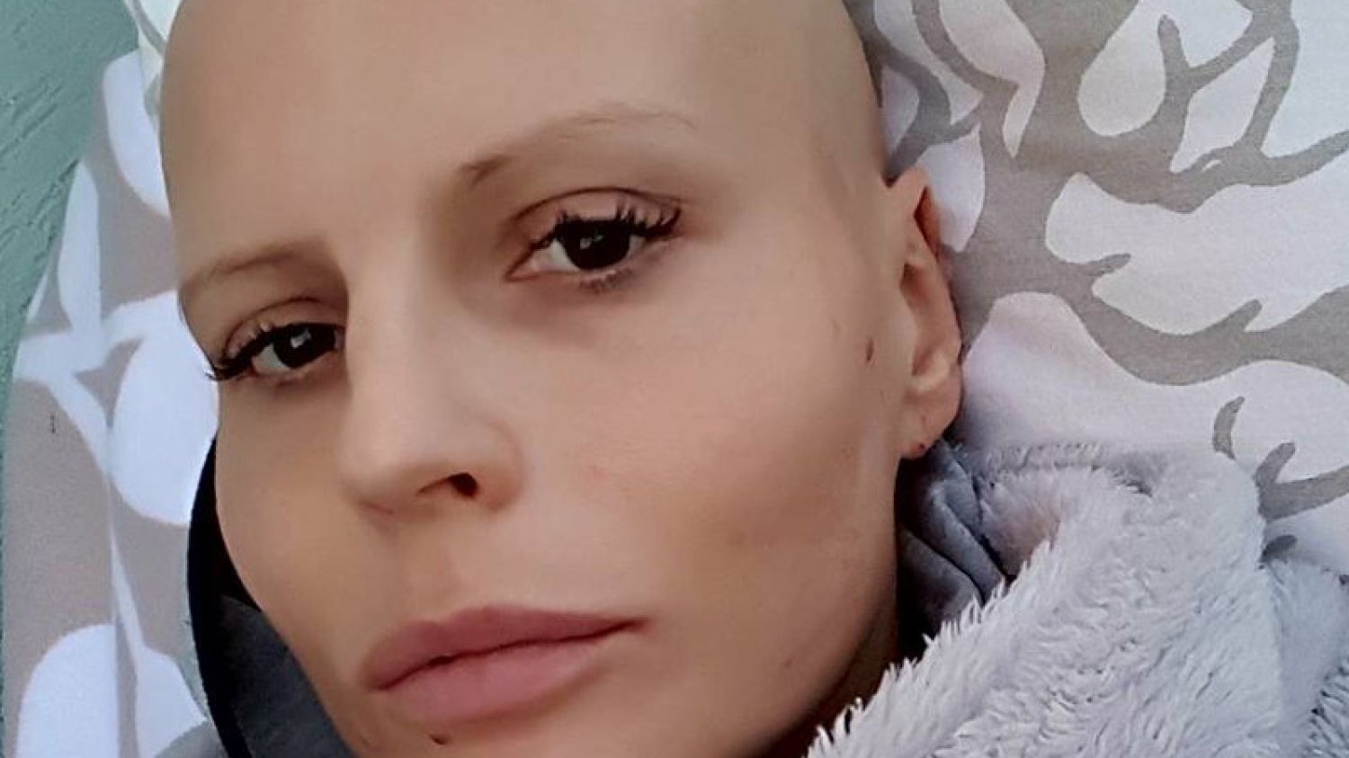 "Chcę się nadal uśmiechać do mojego 15 letniego syna". Wzruszający apel o pomoc właścicielki kilku sklepów z modą.