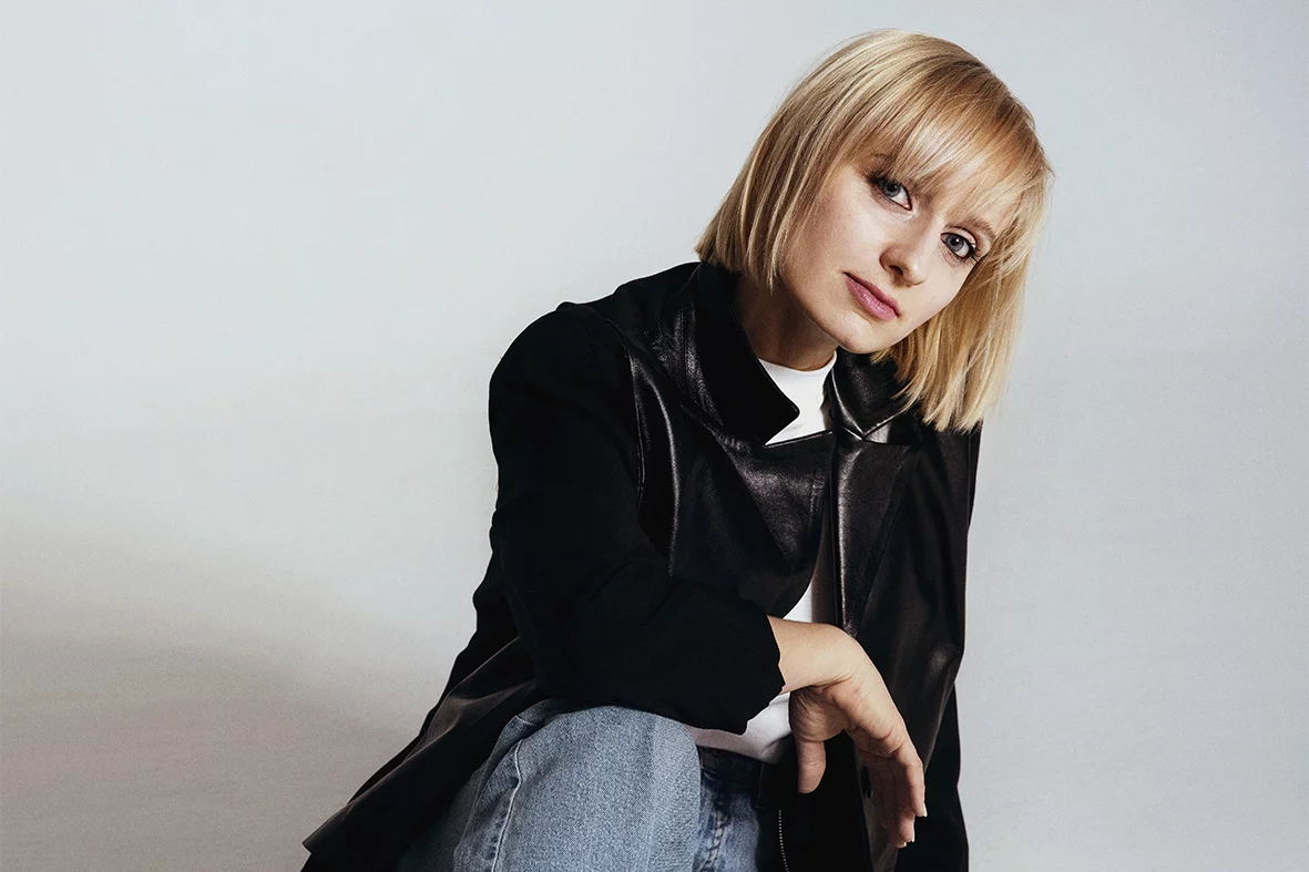 Izabela Janiszewska, dziennikarka i pisarka